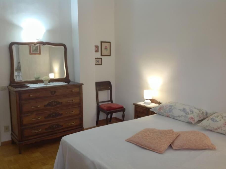 Relax Time Apartment Biella Bagian luar foto
